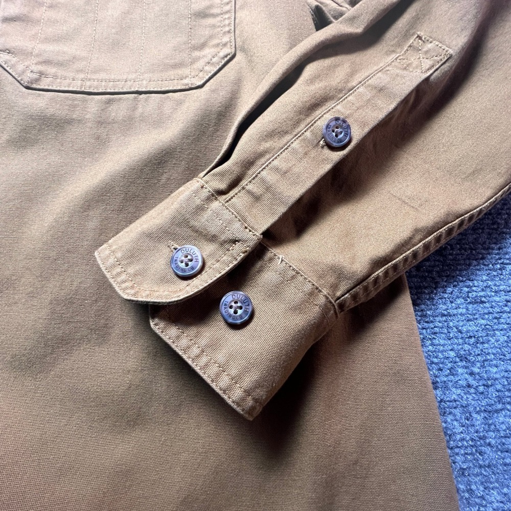 Duluth Men's DuluthFlex Fire Hose Lightweight WorkShirt Brown Tan Workwear Large - Picture 4 of 14